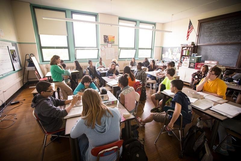 facinghistory's tweet photo. Establish a safe space for discussing sensitive topics in your #classroom with this free guide: https://t.co/REstHvaicO #Civility2016 https://t.co/1qMDQD6GEm