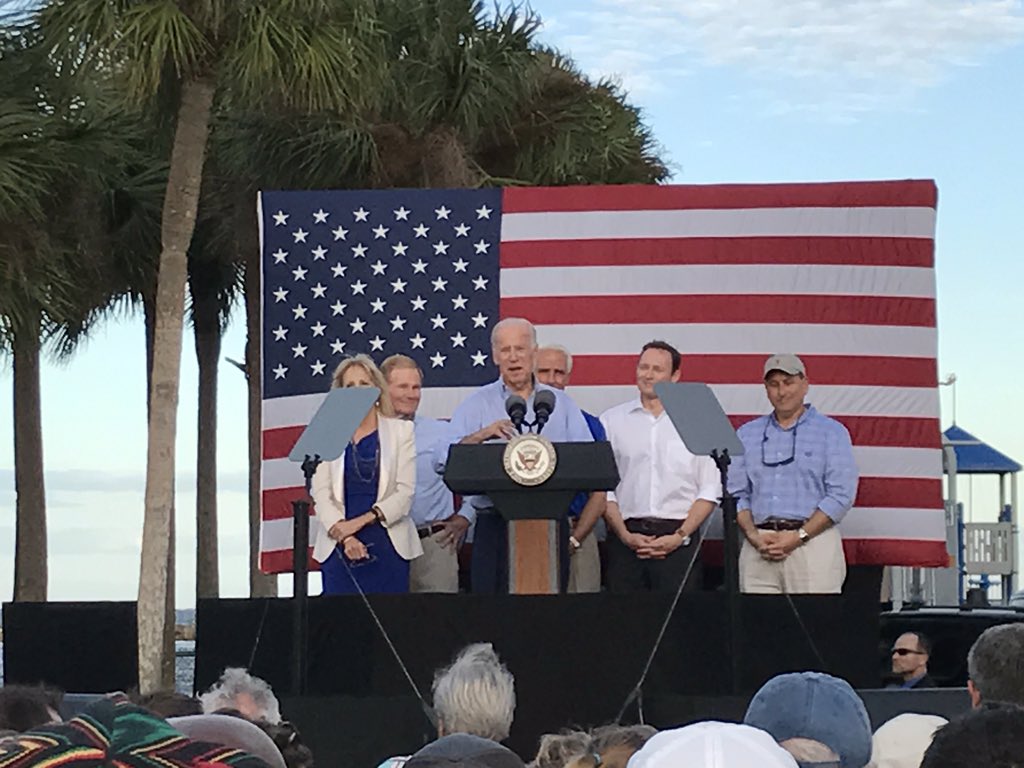 thomasvanbier's tweet image. Thank you &amp;amp; goodbye mister Vince-President @JoeBiden ! #middleclassjoe #Florida #saintpetersburg