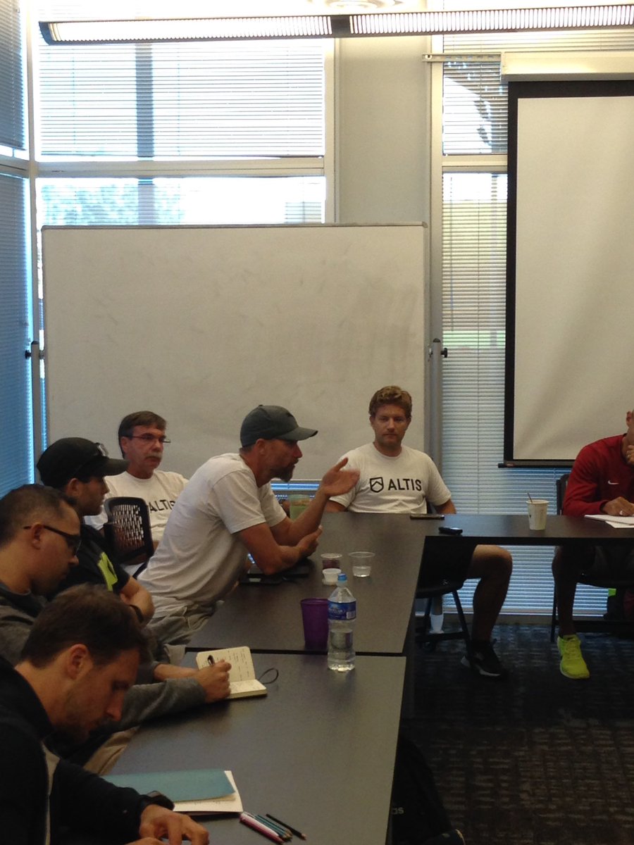 ALTIS's tweet photo. Understand what the body can and can't do before you try to cue an athlete out of a mechanical aberration @StuartMcMillan1 @PfaffSC #GillACP https://t.co/oOfLsqBaKO