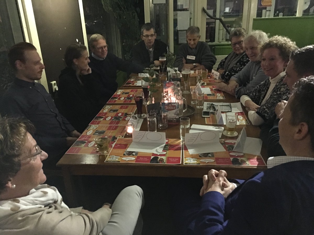 #Dialoog over #Respect vanavond in Averechts met <a href="/MZoetelief/">Marijke Zoetelief</a>. Respect.
Ga praten! Luister naar elkaar. Leer van de dialoog. Samen!