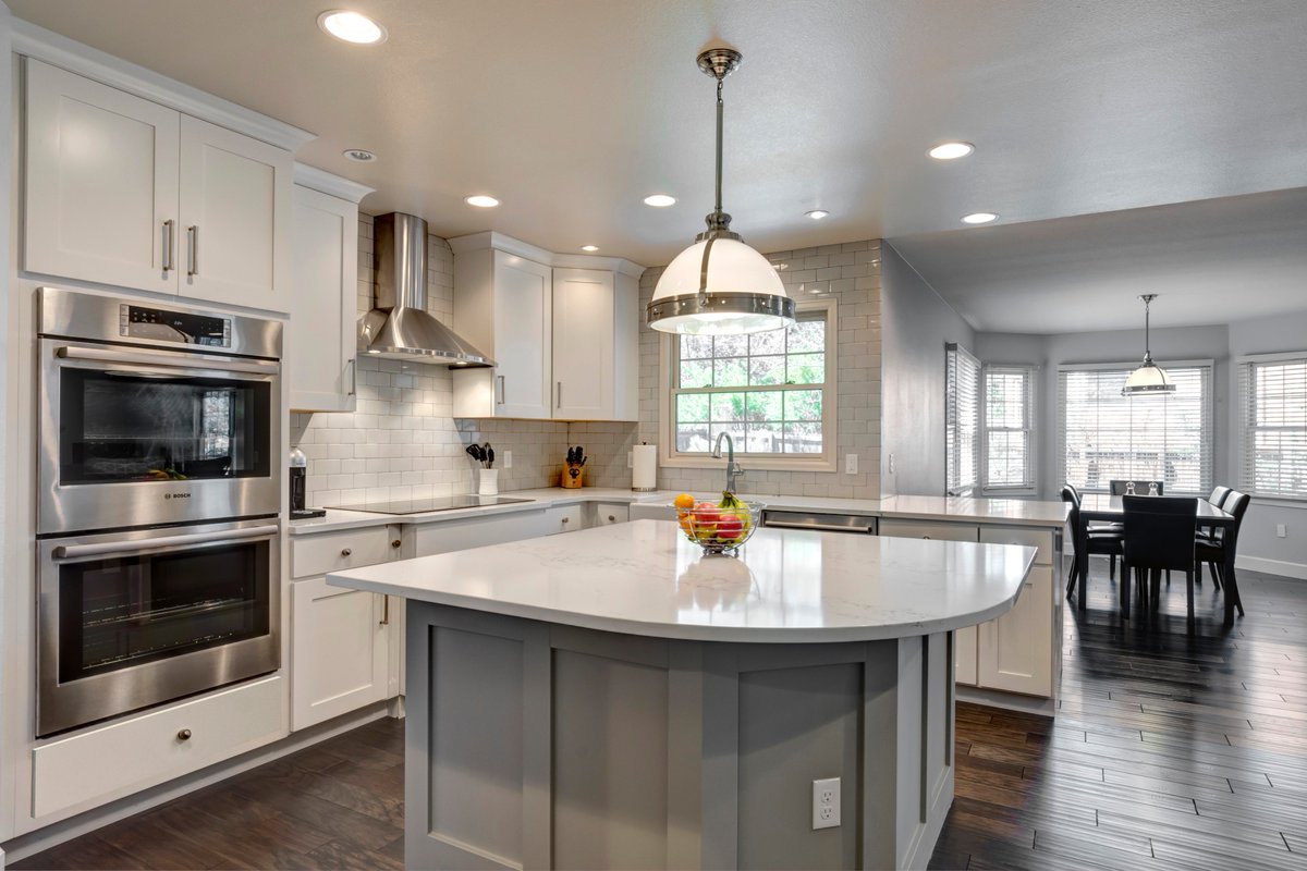 FBCremodel's tweet photo. Check out what we can do upstairs. Project of the Month is the Rothschild kitchen. Read more at https://t.co/jpbZKsoMo2 https://t.co/MOoaknYBDG