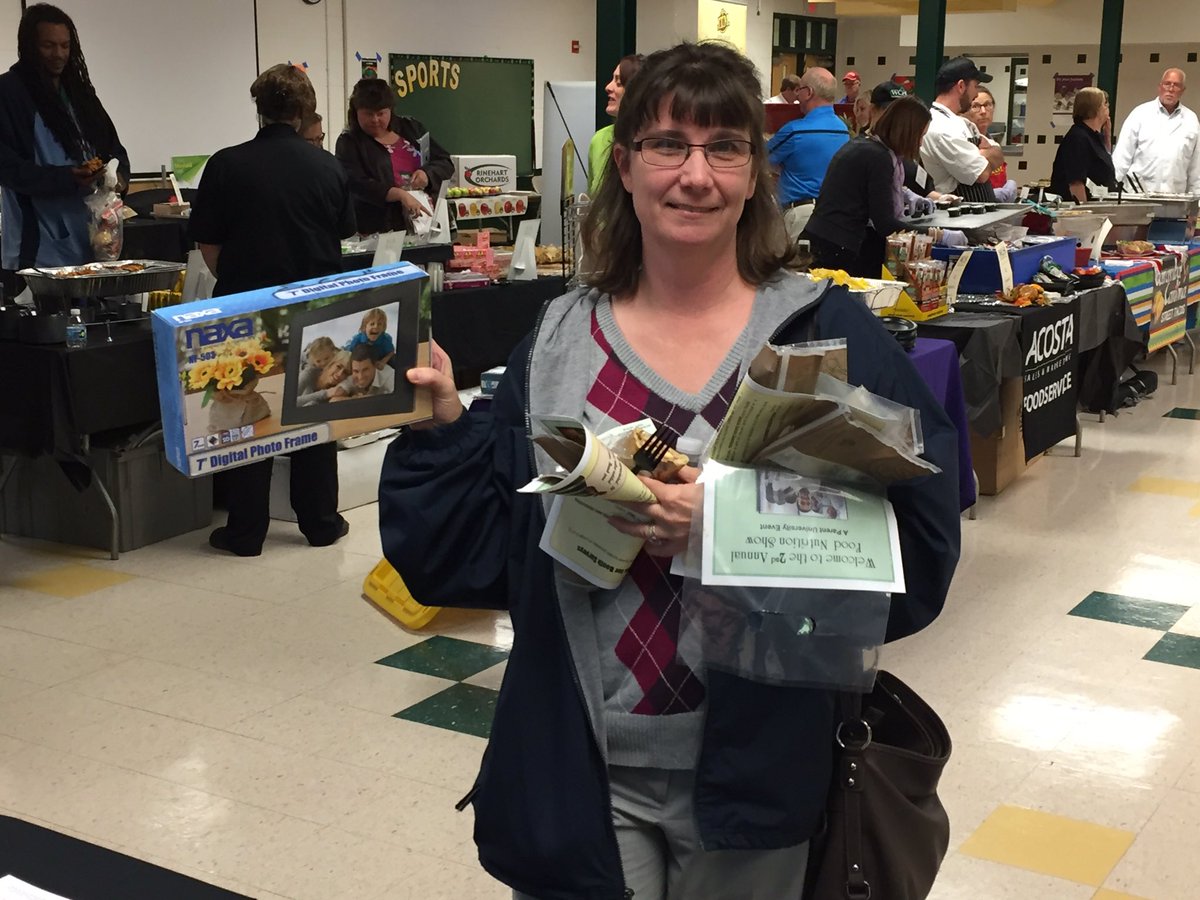 Another winner at the WCPS food show!  Enjoy the digital frame Tina Hose.