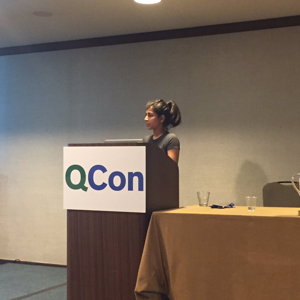 dgrnbrg's tweet photo. We had a great talk from @uttara_sridhar about @AmazonECS at #QconSF on the #ContainersEverywhere track! https://t.co/WNy6xgC2pc