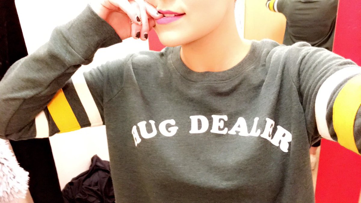 CarolineKole's tweet image. meanwhile at @Target #SecretOut #HUGdealer #YouWantSomeHugs