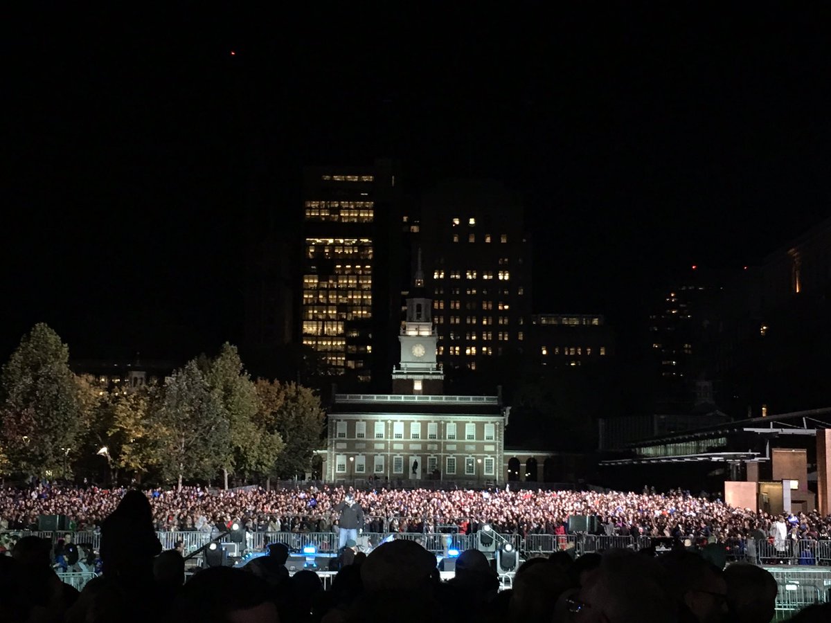 PennForHillary's tweet photo. One last night. #ProudToBePA https://t.co/BG2a1lqqFb