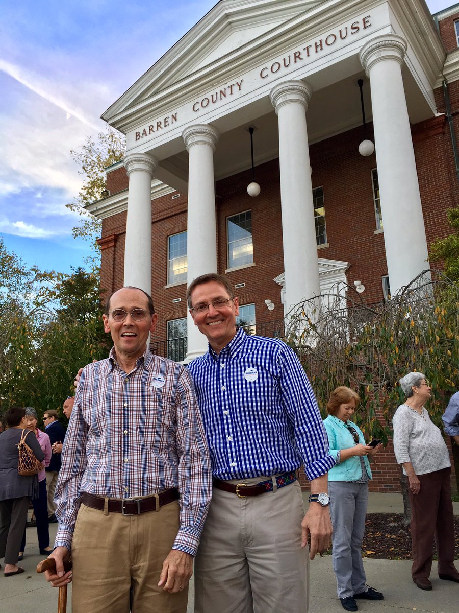 cathylindsey's tweet photo. Jim's brother Howard brought a super crowd for our Glasgow stop today. #KySen #KyFirstAlways @GrayforKentucky https://t.co/jNr5A6fhB1