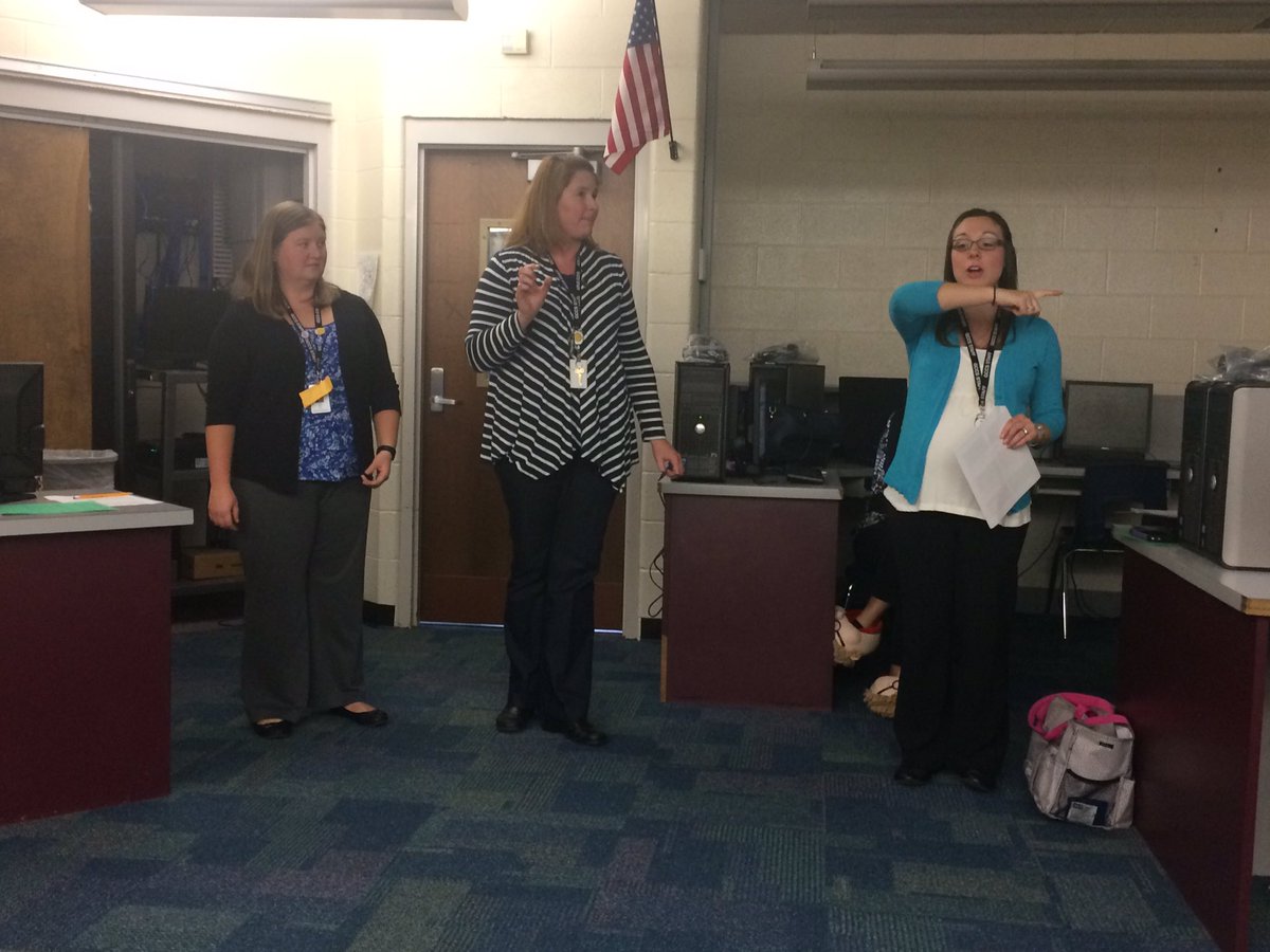 Lauraewmorris's tweet photo. NES ELL teachers sharing their favorite sessions from #wida2016 https://t.co/dyG3ajQG3E