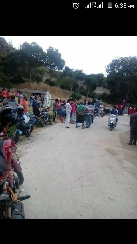 NotiOcana's tweet photo. Como Johan Arévalo fue identificado el cuerpo sin vida hallado en la vía a la playa. @Ocana_col https://t.co/vH8VBnbIYw