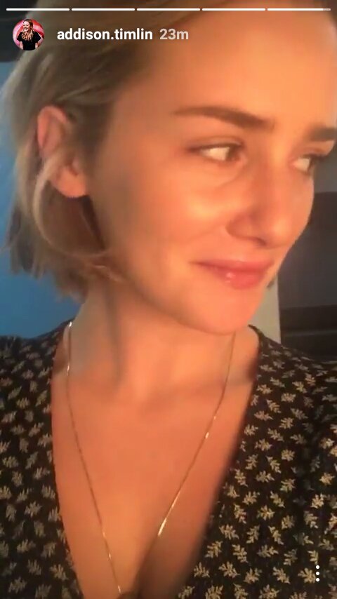 stphosila's tweet photo. Poor @GilbertsonReal. Tour must be tiring😅 SML. Kulit ni @Addijay 😂😂 I LOVE HER CRAZINESS DESPITE OF ALL THINGS. #fallenmovie #fallenatics https://t.co/wrNSes158Y
