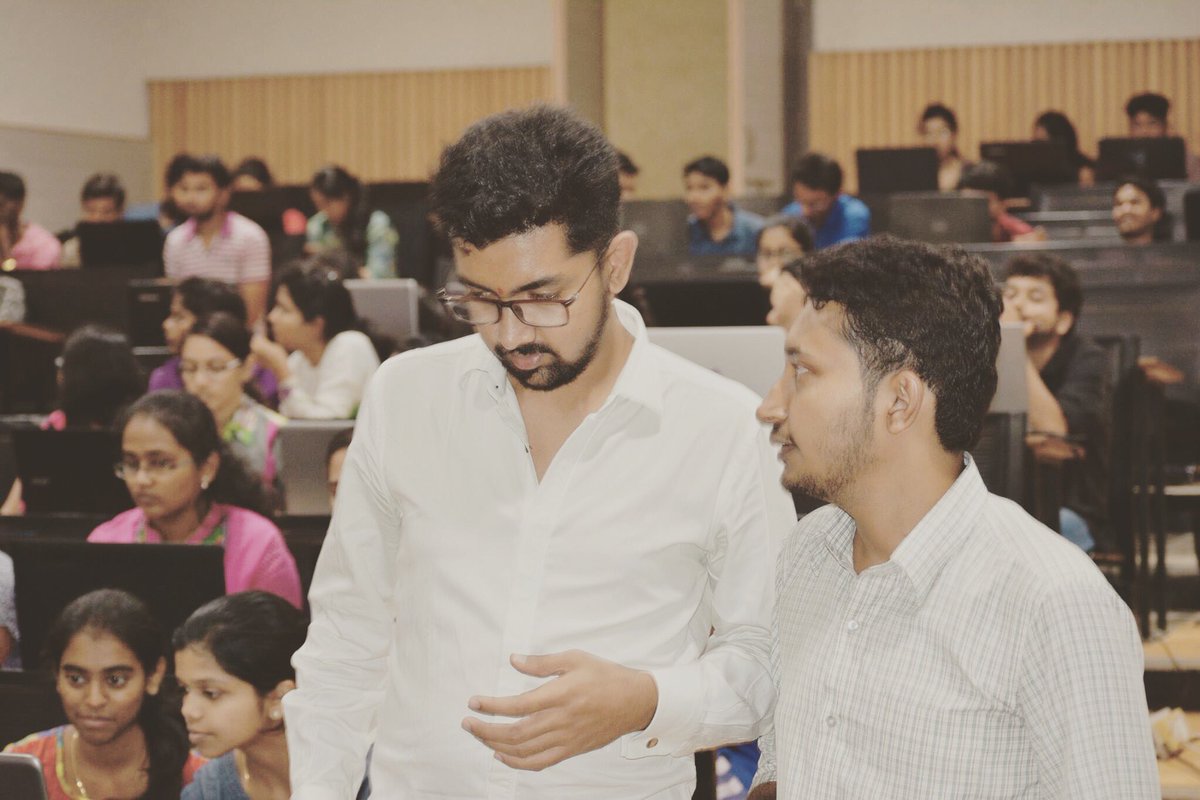 abhijitbakale96's tweet image. Dont ever afraid to solve the doubts. It is one the things which improves your expertise #solvingdoubts #lemurestechnologies #sdmcet