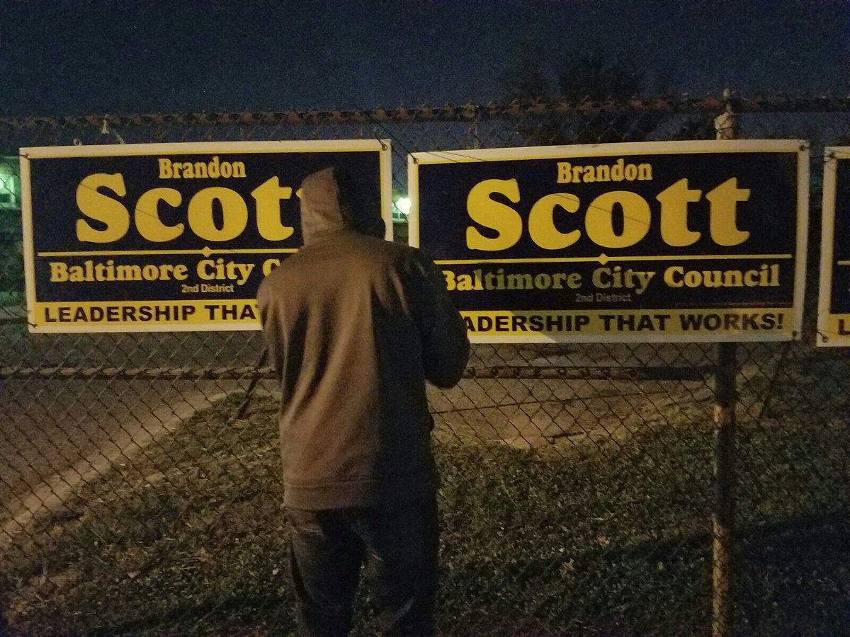 Scott4baltimore's tweet photo. Ready to win! #leadershipthatworks ! #Baltimore #2nddistrictpride https://t.co/R9f1V6rfY1