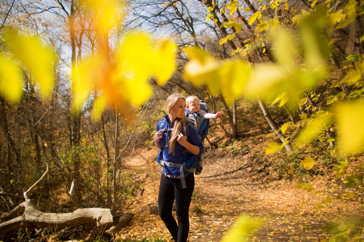 There's nothing better than exploring #RenoTahoe in the fall. 🍂🌲 Check out more fall favorites here: visitrenotahoe.com/blog/5-fall-fa…