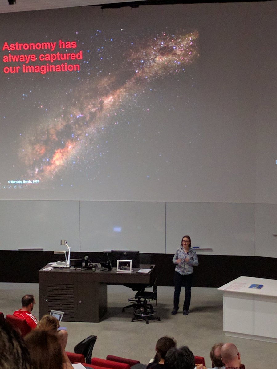 Gordeauz's tweet photo. A/prof Tara Murphy @taraxmurphy talking about big data #stw2016 https://t.co/pbfJWOl6ZG