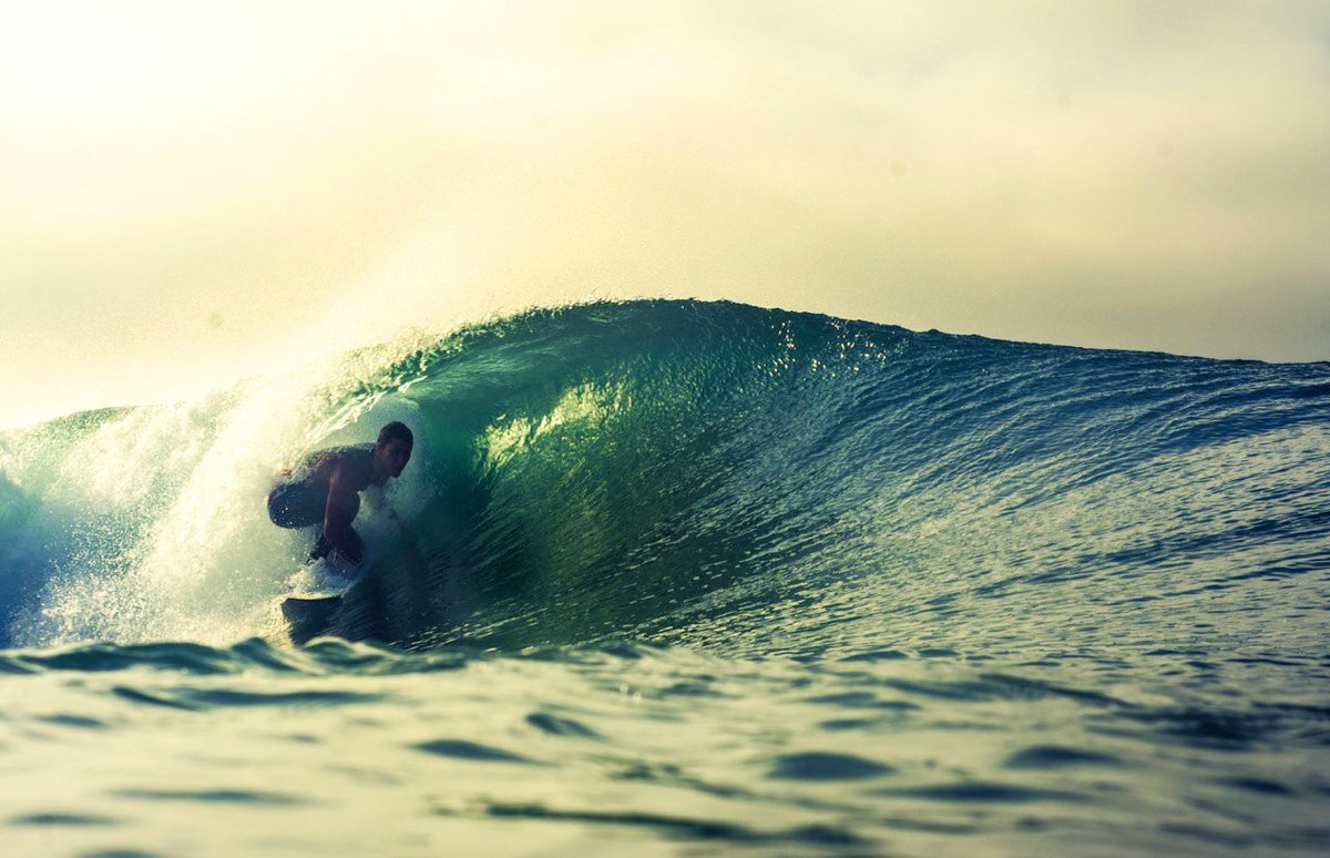 #KonaTeamRider (<a href="/cole_harmening/">Cole Harmening</a>) visiting the green room in  Oceanside, San Diego. 📷@tannerolthoffphotography #FollowTheWaves #KonaSurfCo