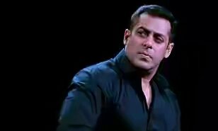 SalmankhanFC16's tweet photo. Bollywood actor @BeingSalmanKhan becomes latest Indian celebrity to show support for #US election hopeful #HillaryClinton https://t.co/rQfr60Ar9v