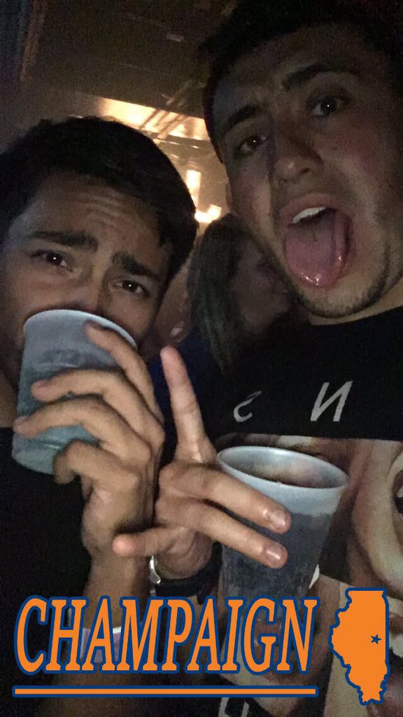 CR3stian's tweet photo. Happy birthday ๐๐๐๐๐
#savage2016
Lol November is the 11 month
& if you subtract 11-9
You get 2
What's on February
Valentine's Day ๐คILY๐ https://t.co/M6jMWKsrJA