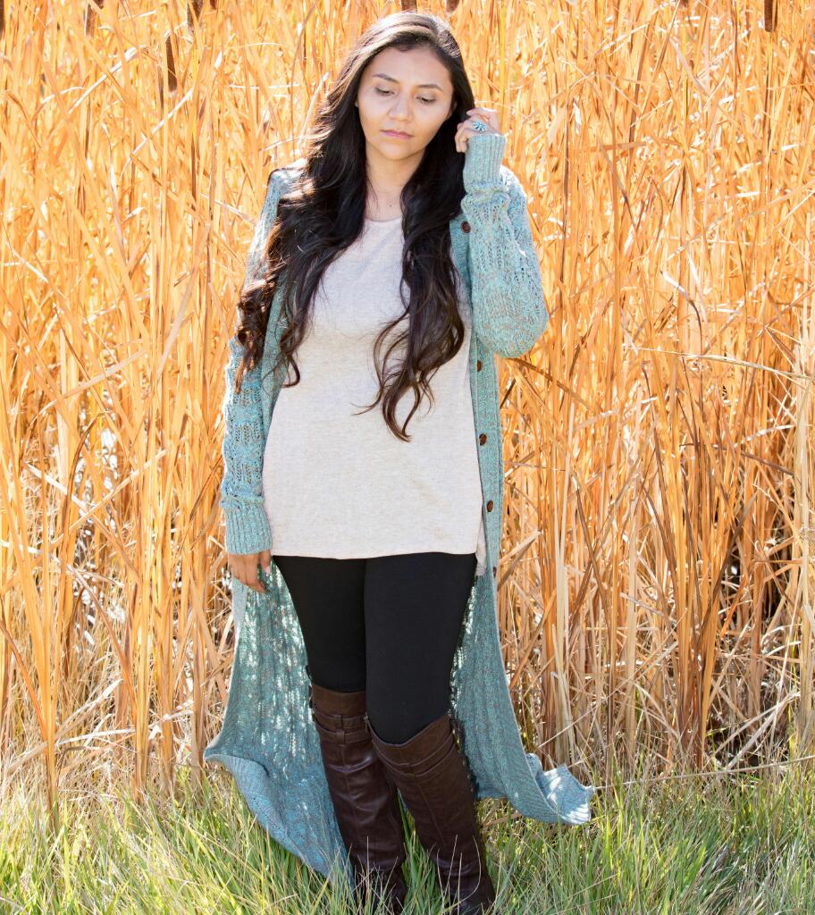 caffeinative's tweet image. Working on that modeling portfolio. #modeling #modellife #nativemodel #nativeamerican #navajo