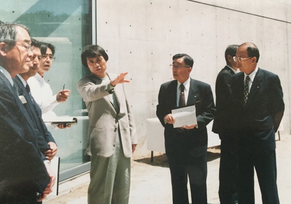 NalataNalata's tweet photo. New Journal entry: Rare images of #TadaoAndo and the #ChurchoftheLight in progress. Read here: https://t.co/G68mTdKT6t https://t.co/ISQO2Pz531