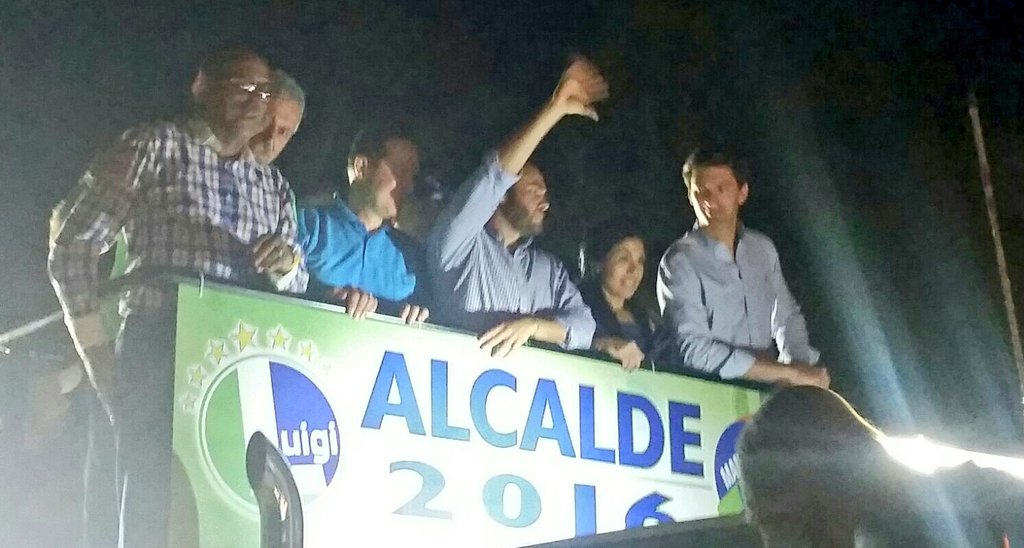 vtorres2016's tweet photo. Cierre de Campaña del próximo Alcalde de #Yauco #LuigiTorres #SomosUnEquipo #GarantizaTuFuturo #HoySomosMas #JuntosPodemos #Víctor2016 https://t.co/mcK8TMjUwy