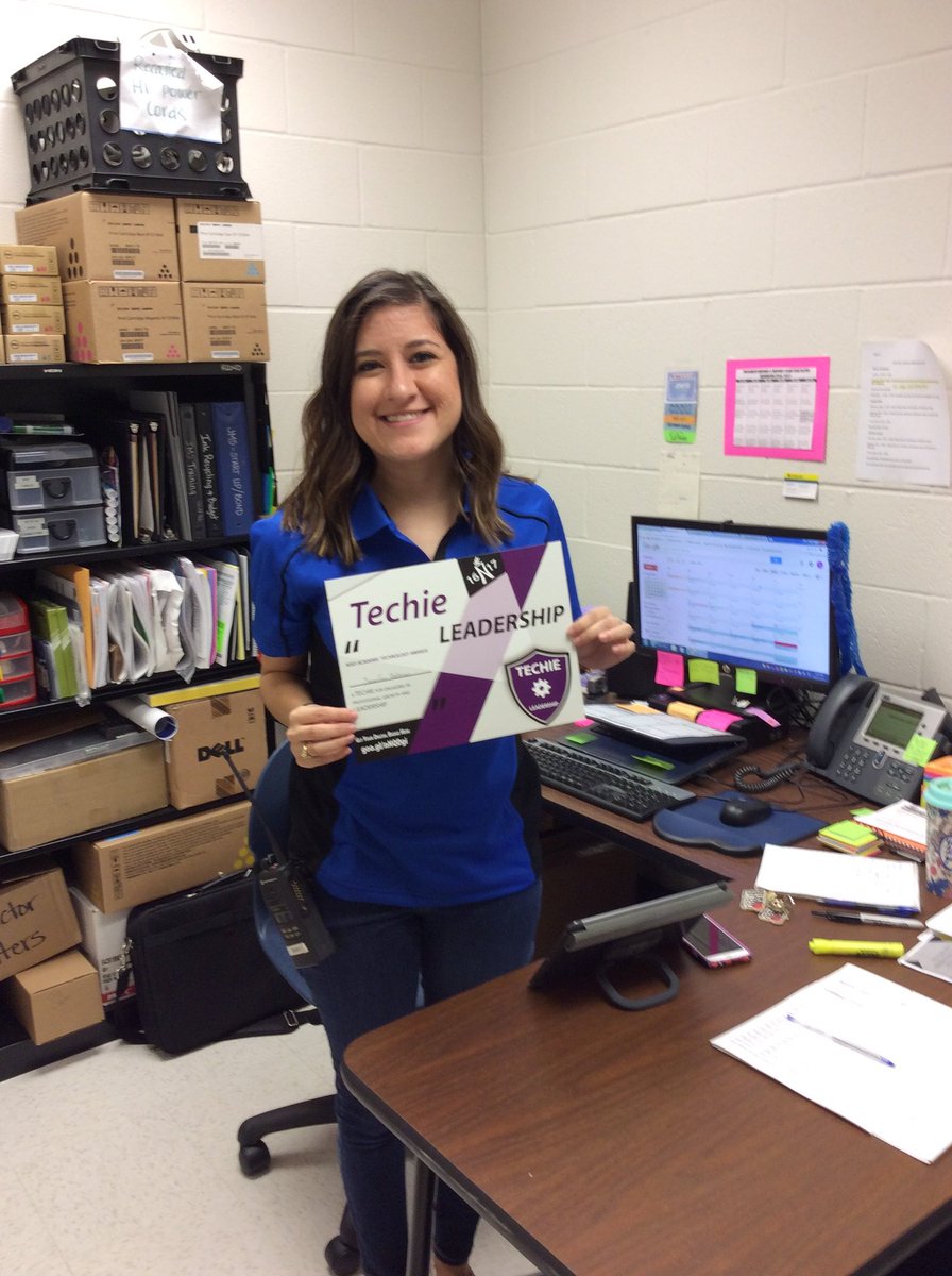 techcoachlizzy's tweet photo. Congratulations 2 the new jefferson MS #NISDTechie @Jennifer_TSS @jms_madrid &amp; Ozuna #madzuna @NISDTechnology https://t.co/FDjcpMRKdN