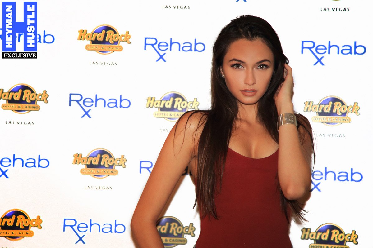 #EXCLUSIVE #HustleBootyTempTats <a href="/EngelikaPadilla/">Engelika Padilla</a> on @HardRockHotelLV #RedCarpet ... See all the pics here: heymanhustle.com/hustlebootytem…