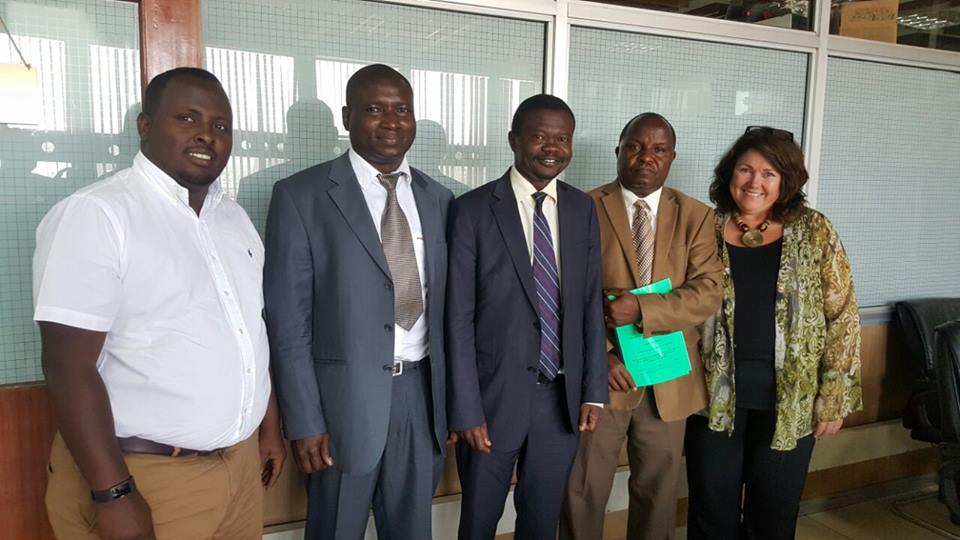BOMA_ngo's tweet photo. After 2 yrs of work, BOMA has signed with the GOK's Treasury Ministers to expand our #REAP program in Samburu County! #ExpandingImpact https://t.co/aBi6RRHjST