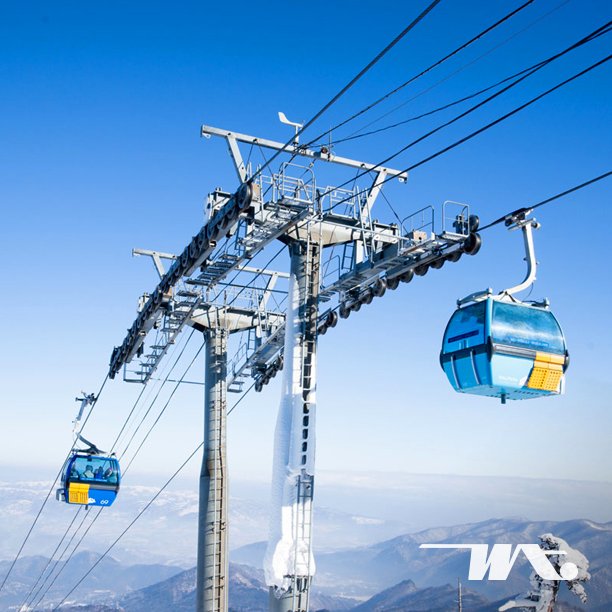 Witatour's tweet photo. Menikmati musim dingin Yongpyong ski resort Korea tentu tidak boleh dilewatkan. Apakah Anda sudah siap main salju sepuasnya? #witatour https://t.co/ZovqJYZMpf