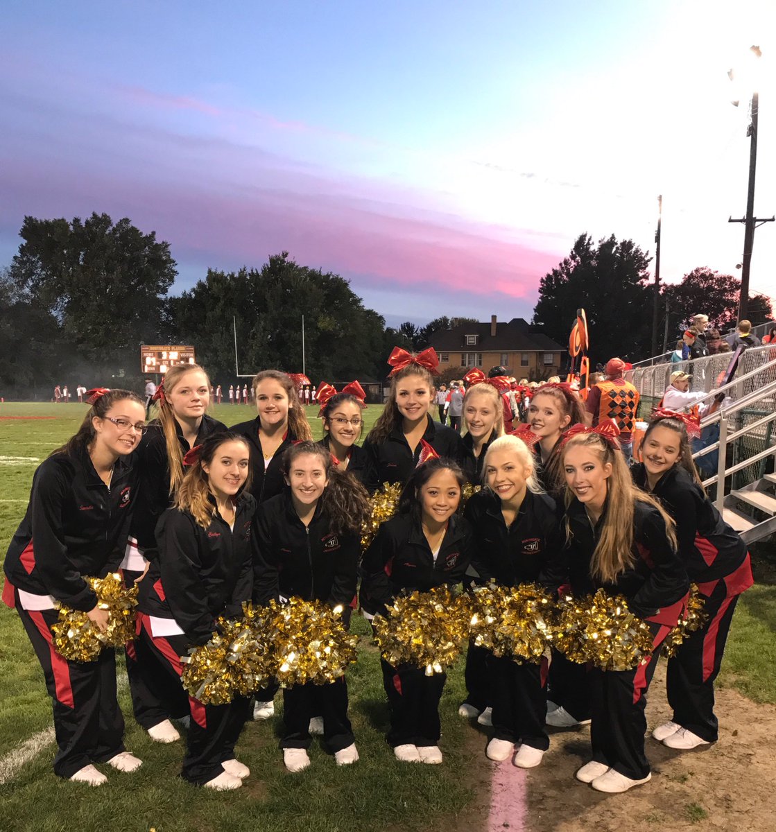 Ngate_Cheer's tweet photo. F❤️N💛L🏈 #Round2 of playoffs this Friday at Hampton High School vs Bishop Canevin! Come show support!  #RoadtoRMU https://t.co/hV74CcwWCu