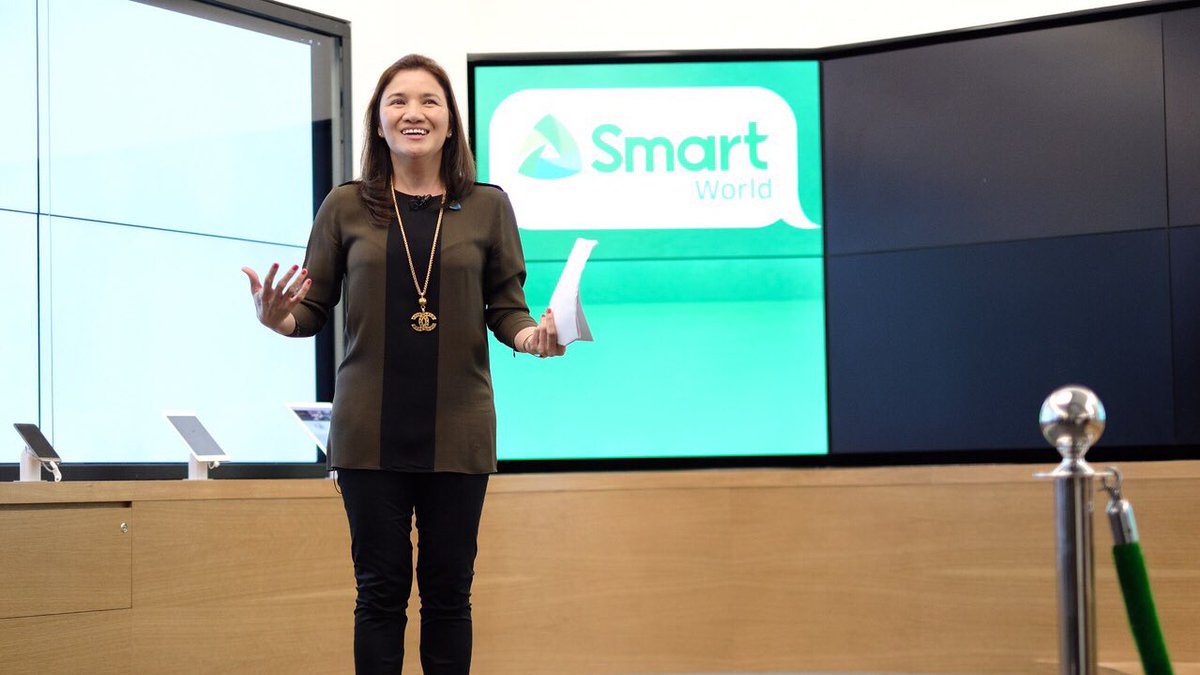 LiveSmart's tweet photo. Tina Mariano, Head of Smart World, makes sure you're connected not just in the Philippines, but all over the world. π #SmartLove #SmartUnbox https://t.co/JQnBrZN1hg