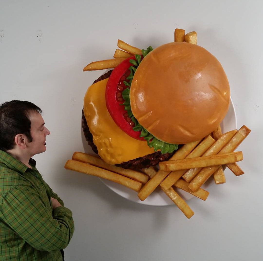 Miami_Art_Scene's tweet image. Artist and sculptor #PeterAnton&apos;s primary subject matter is food, with an emphasis on chocolates and other sweets... peteranton.com