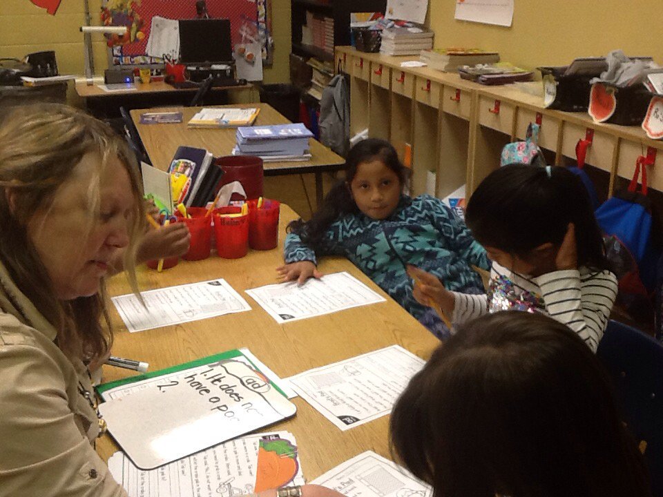 teddi_jackson's tweet image. SRES Reading groups in full force!!!!! Its making a huge impact in reading!