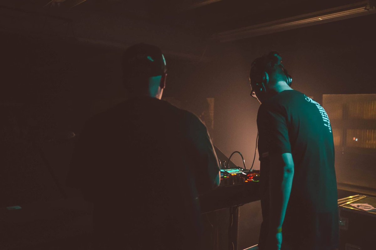 FlexZoneMusic's tweet photo. Last Saturday at The Loft for @djvanic and @PrinceFoxMusic good vibes all night 🔥🔥🔥✌🏽️🍕#minneapolis #djs https://t.co/UiDkWqUgL4