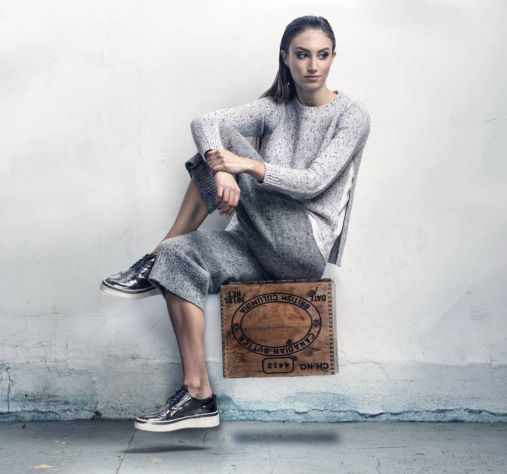 Butterbox.

Model: @gabriellebachand 
Mua: @rebeccajlafleur 
Stylist: <a href="/justinegera/">Justine Gera</a> //#mode… ift.tt/2ey7Ps5