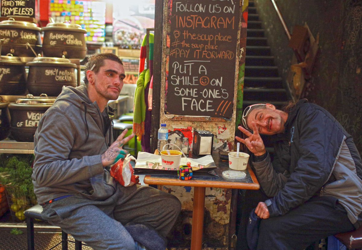abcnews's tweet photo. Would you pay extra for lunch to feed a homeless person? https://t.co/Wd5QBrjJu3 https://t.co/TzaekMFPfZ