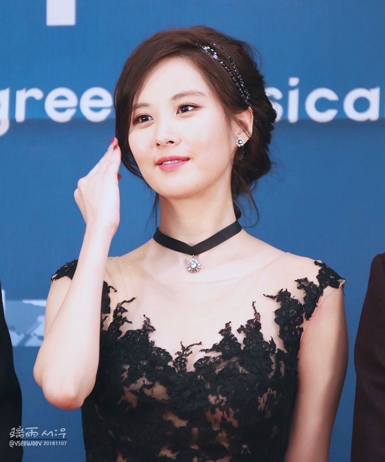 vseowoov's tweet photo. 20161107 예그린뮤지컬어워드
포토월 / 서현

오늘의 엠씨!! https://t.co/IdJtK2lDMn