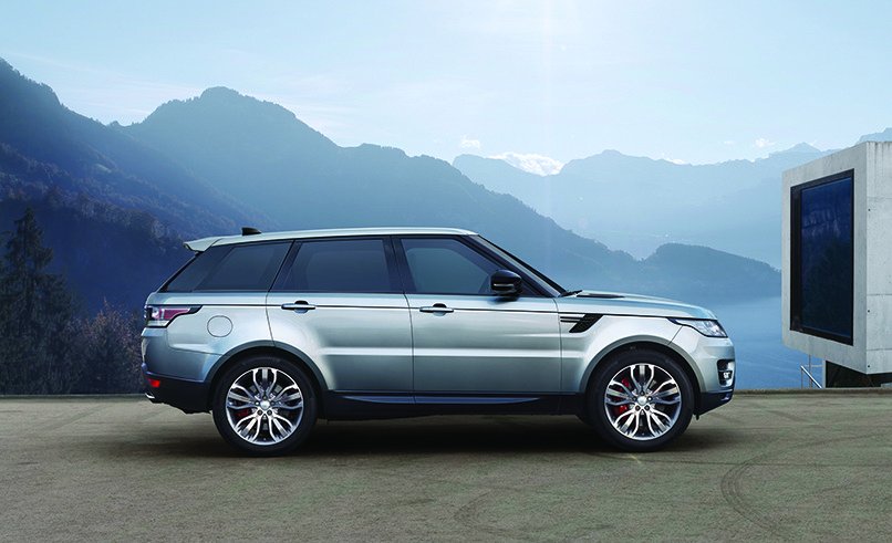 TechMalak's tweet photo. Watch Ben Collins Race Downhill In The 2017 #RangeRover Sport #DrivenChallenges - https://t.co/qB6nuRfLb8 https://t.co/lGuHHcmNxR