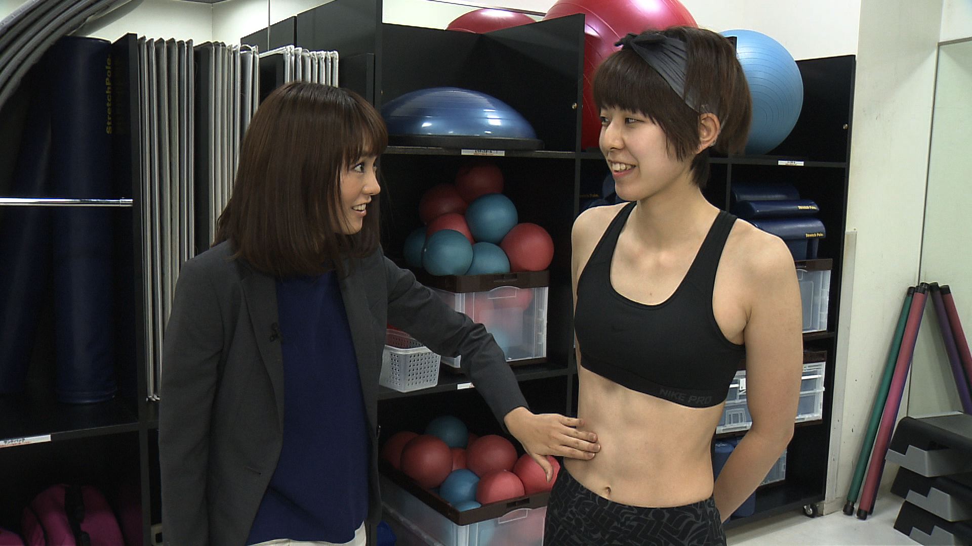 News Zero 火曜日は桐谷キャスター カラダｗｅｅｋ企画は 急増する腹筋女子 です 今 フィットネスクラブには腹筋 を鍛える女性でいっぱい なぜストイックに 割れるまで鍛えるの さらに腹筋女子が集まる飲食店まで 驚きのメニューが T Co