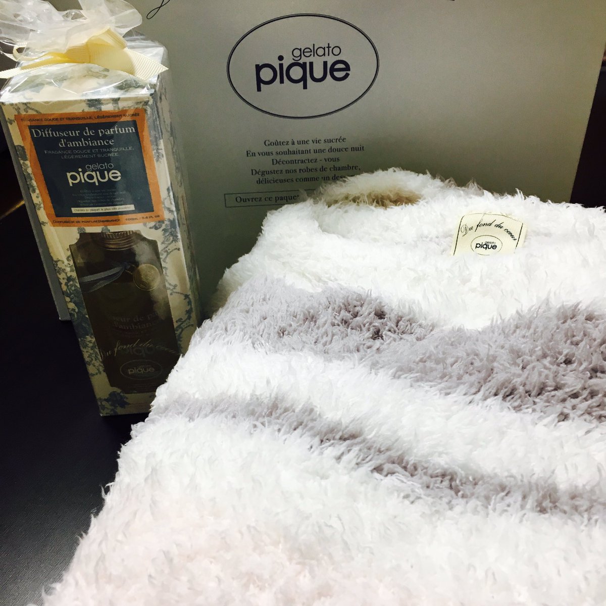 さやっぱげ Happybirthday 私 W 職場の方からはジェラピケ お客さんからケーキ そして ピンキーリング カルティエのピンキーリングがよかったんだけどw Lineとかくれた人も りゅうしろうからのプレゼントも楽しみ みんなありがとう 私幸せ