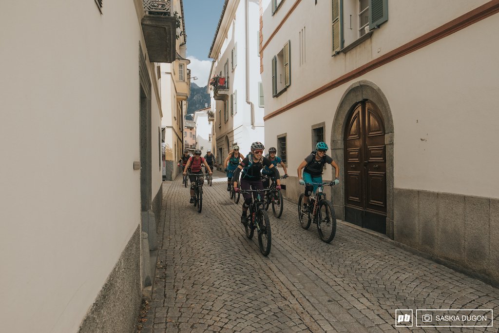 pinkbike's tweet photo. Discover a different side to one of the most luxurious ski resorts in the world: https://t.co/MRKYFkTeQX https://t.co/IQNz9HciHT