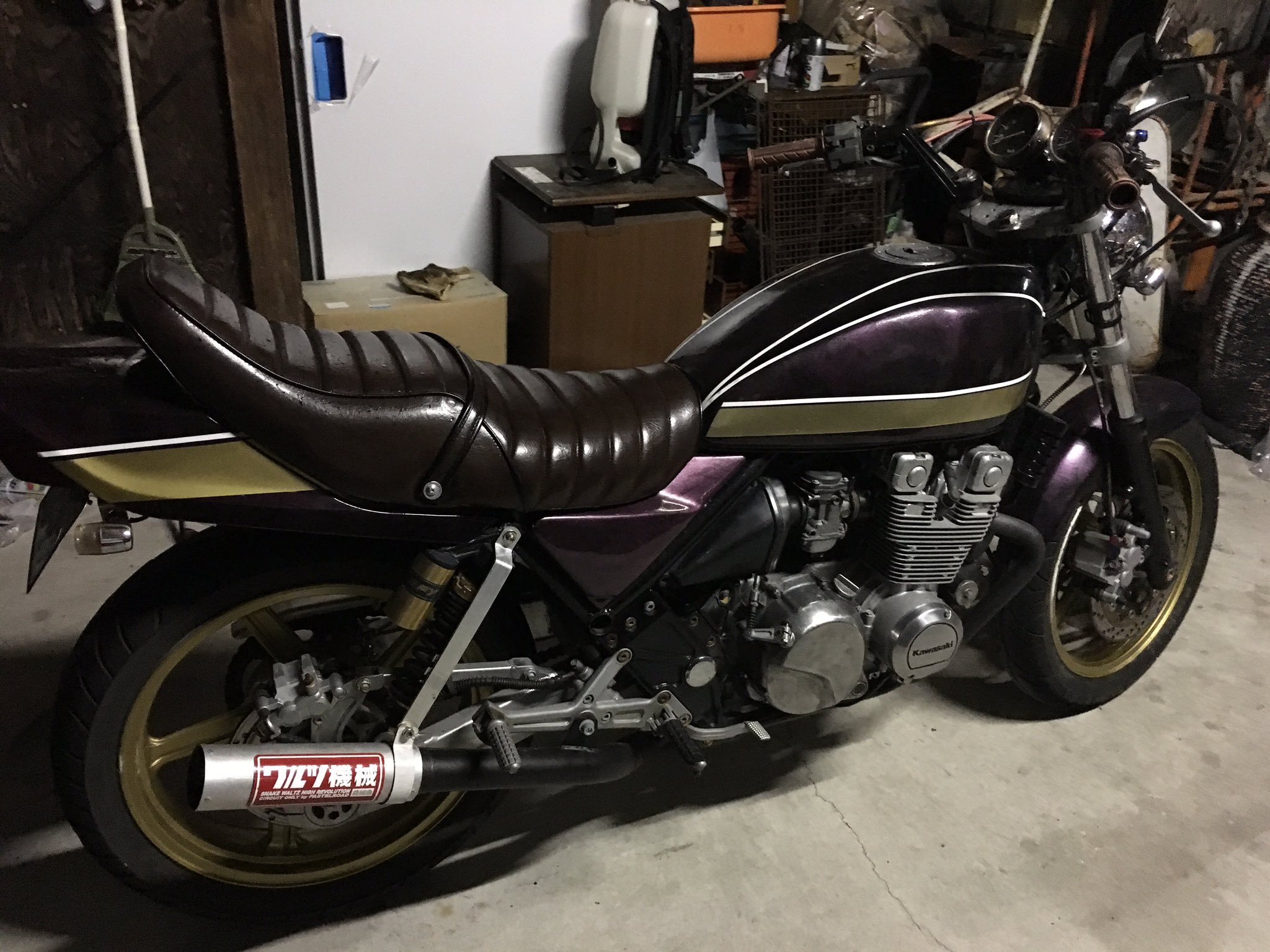 エイプの激鳴きロング管(キャブ車)CBXゼファーXJR！ワルツ機械