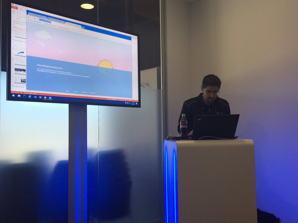 harshjegadeesan's tweet image. @hobru talking about using  #sapapim to develop and manage your APIs #SAPHCP #SAPTechEd