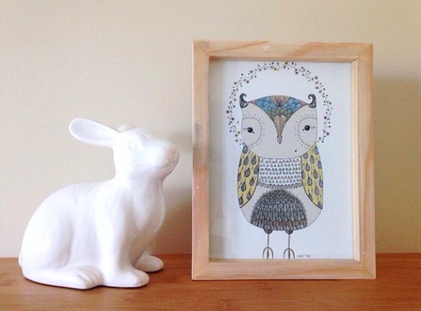 vivillo8's tweet photo. Throwback photo #illo #illustration #owl #woodenframe #artprint #handillustrated #decor #illustrationartist #rabbit #ceramicrabbit #wreath https://t.co/V3G0oDWSfp