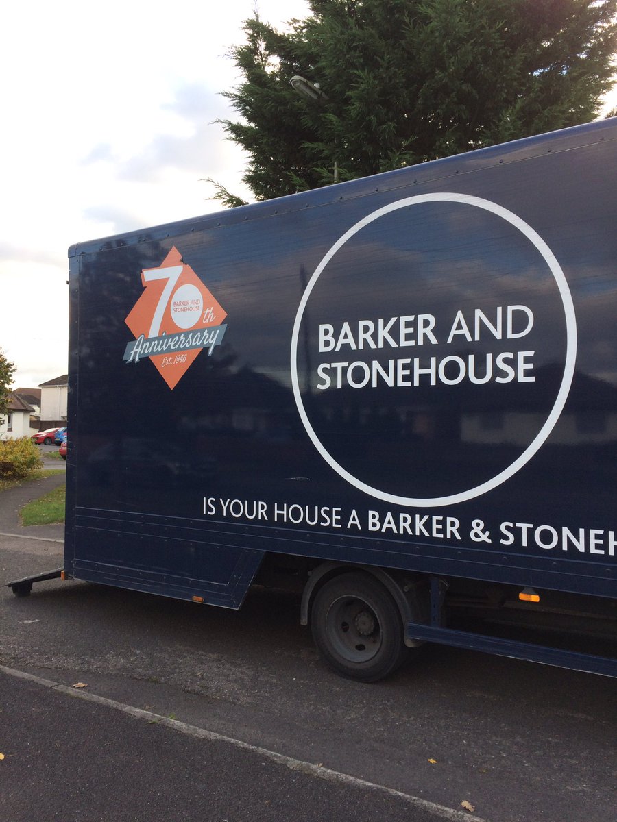 Finally got rid of the crappy ikea furniture in the bedroom for some beautifuly reclaimed furniture from <a href="/barkerandstone/">barker&stone</a>