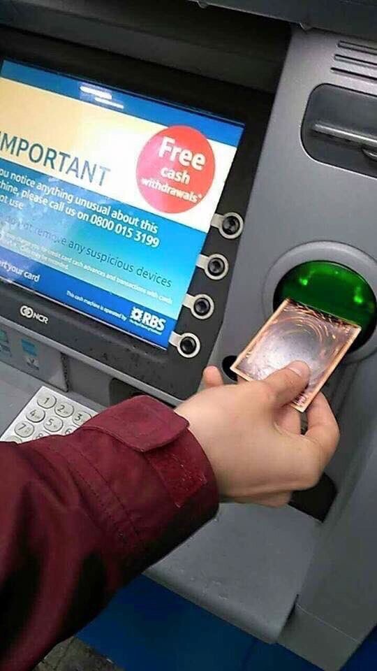 Vissi ekki að ég þurfti sérstakt kort til að taka út pening í VMA..