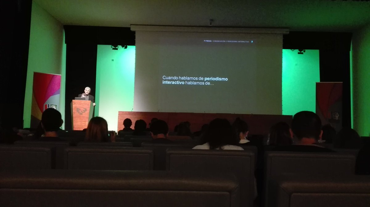 amcrublog's tweet photo. Prof. Pere Freixa, "Comunicación y periodismo interactivos: perfiles, competencias y aprendizajes" #ciberperi #ciberperi2016 https://t.co/cWRHt0DtPU
