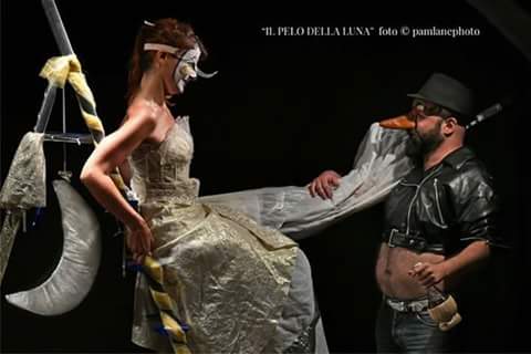 pamlanephoto's tweet photo. Questa settimana fatevi incantare dal ''Pelo della Luna'' 10-13 Novembre, Teatro Studio Uno #Teatro #Roma #spettacolo #commediadellarte https://t.co/r1B2JYdZYm