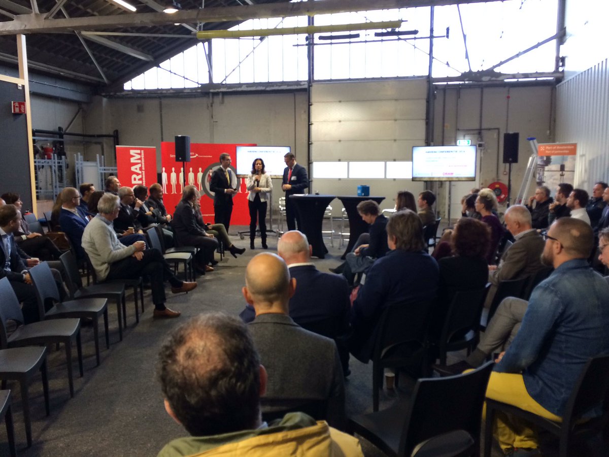 Dirk_WSP's tweet photo. #dehavenwerkt #prodock #wspamsterdam Havenconferentie 2016 van start https://t.co/S4APjXxYyH