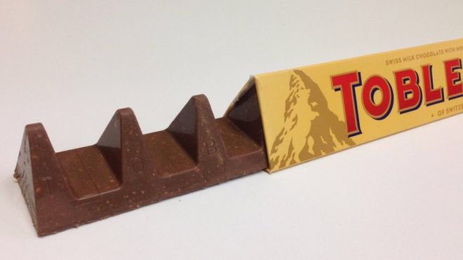 nealesmithworld's tweet photo. Yeah no one will notice will they? #Toblerone #Dietbar https://t.co/VfjKb6sPJy