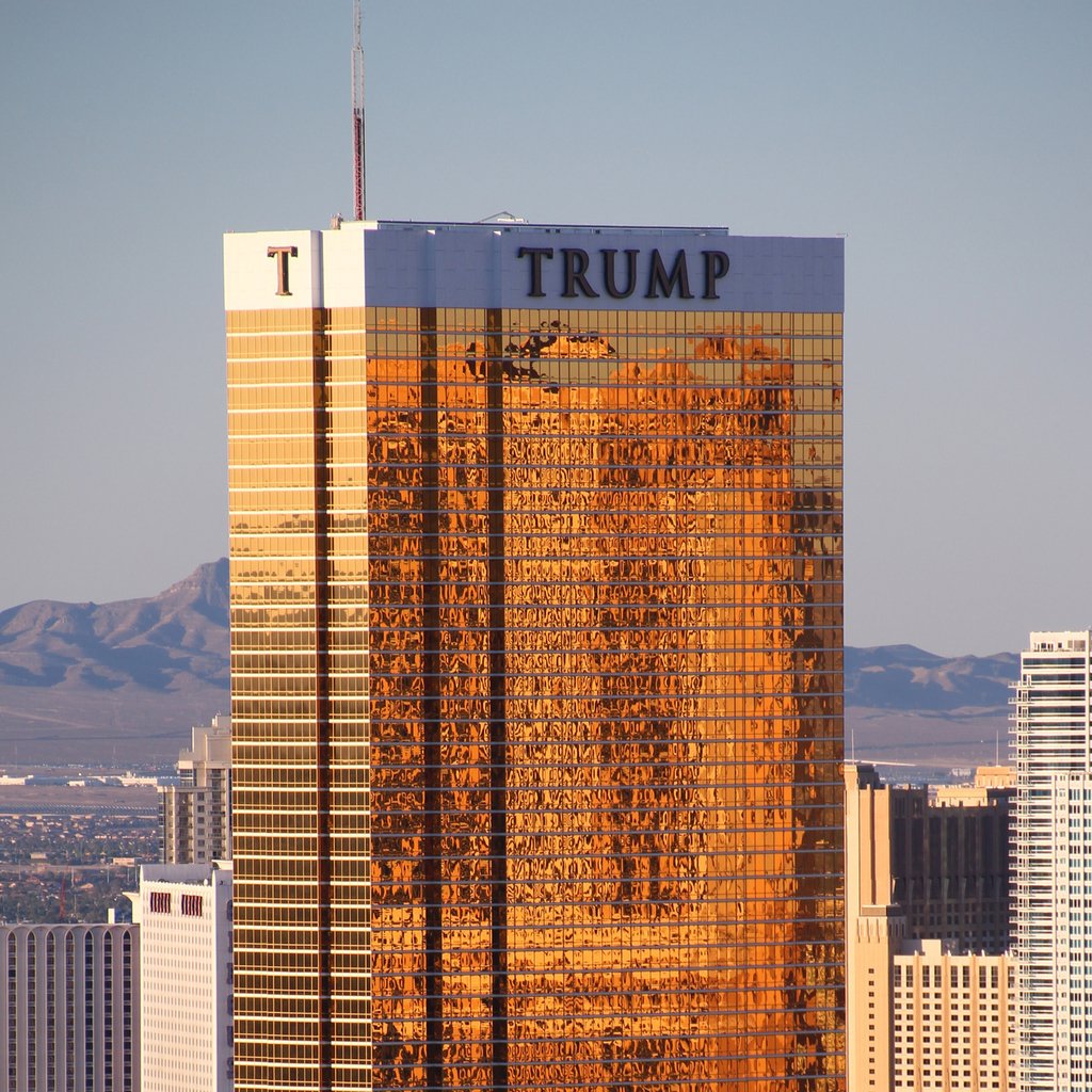 paperliacu's tweet photo. .@Dezeen ::: " #Trumpitecture stands as a SAD reflection of the values Trump embodies" https://t.co/6XeqBn6hit https://t.co/iXsdyGpbao