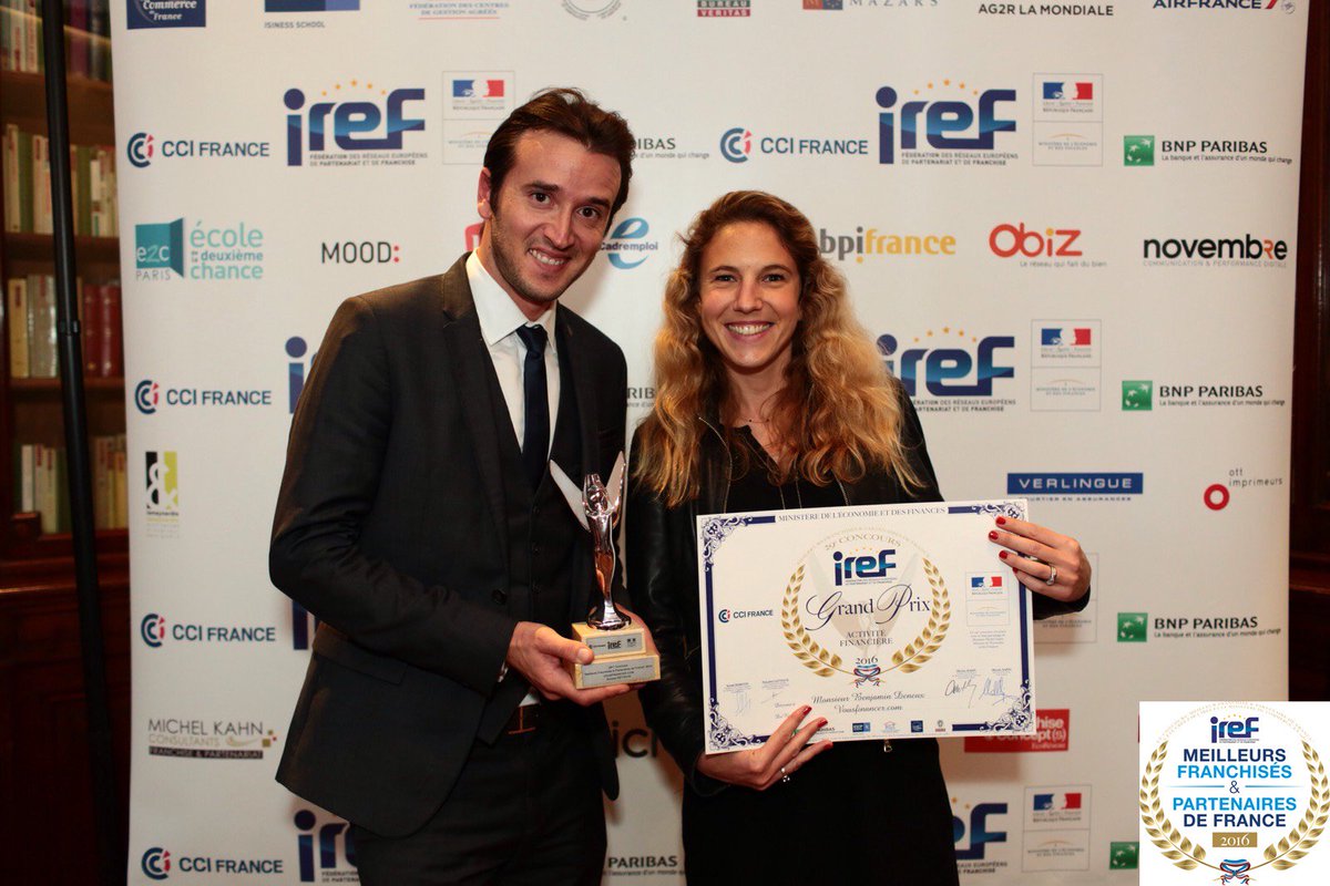 vousfinancer's tweet photo. C'était hier aux #TropheesIREF 2016 - Grand prix de l'activité financière ! Une nouvelle fois bravo à nos franchisés de #Nantes & #Toulouse https://t.co/wjQZmMCjod